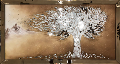 تابلو آیینه کاری درخت در با‌د و کوه